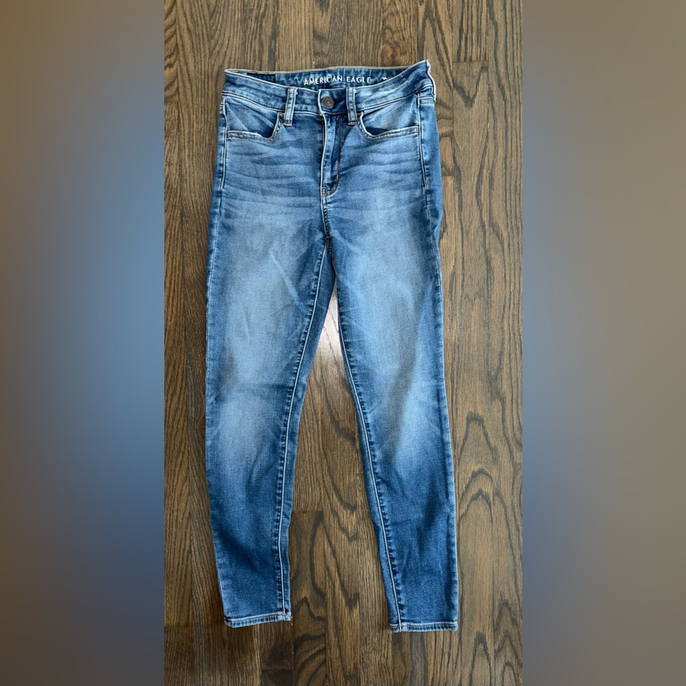 American Eagle Outfitters Light Blue Skinny Jeans